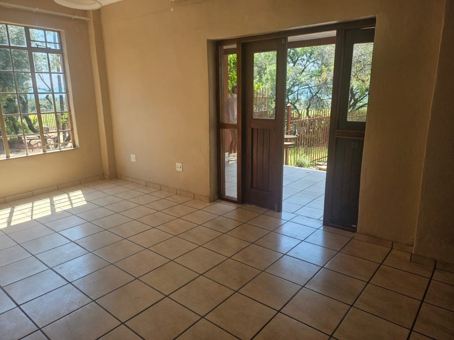 5 Bedroom Property for Sale in Roodekopjes Ah North West